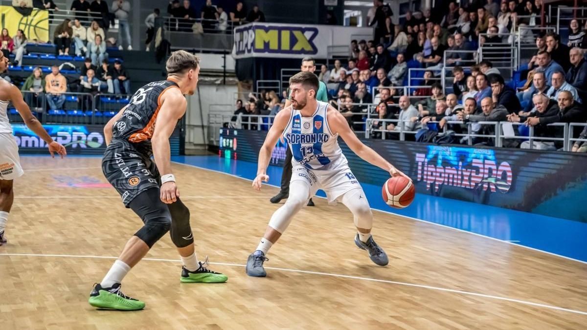 Kiütéses sikerrel őrizte meg veretlenségét a Sopron KC