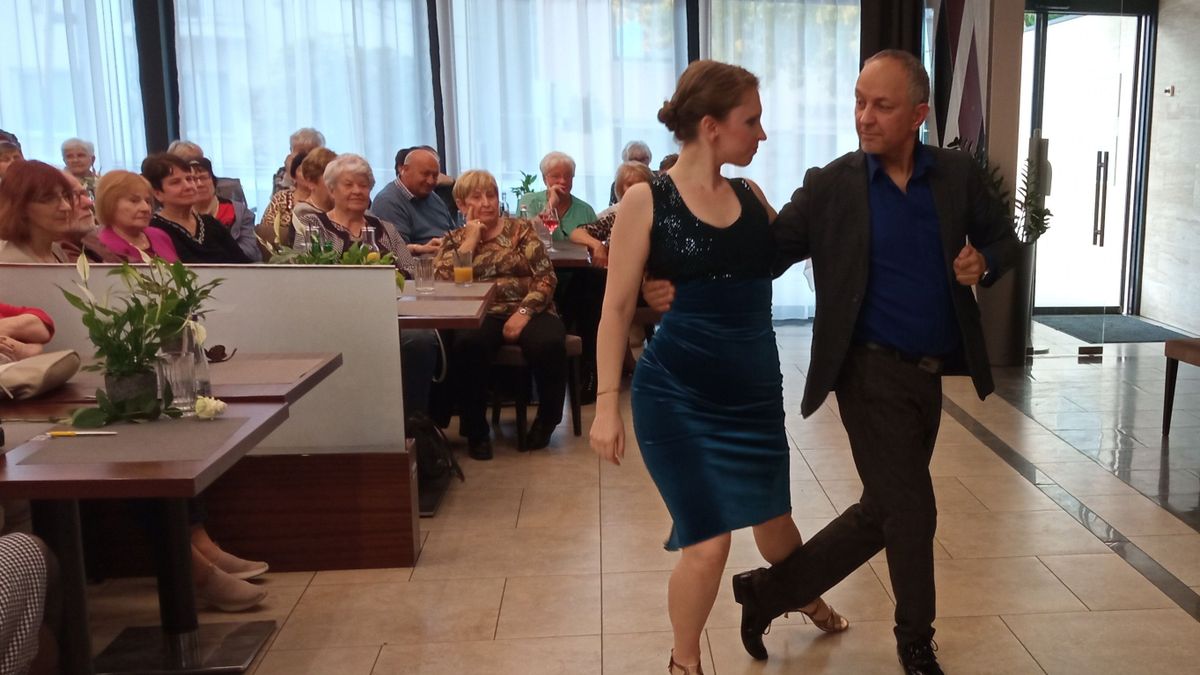 Az argentin tangó története, szenvedélye és üzenete a Rímes Kávéban